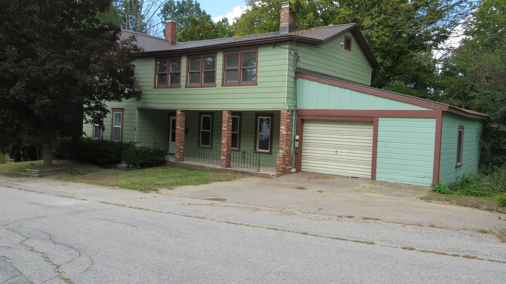 20 Pleasant Street Franklin NH 03235