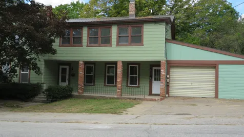 20 Pleasant Street Franklin NH 03235