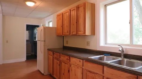 20 Pleasant Street Franklin NH 03235