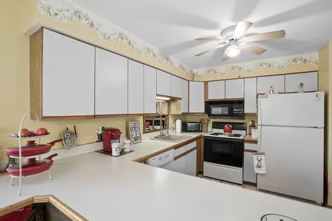 14 Starboard Way Laconia NH 03246