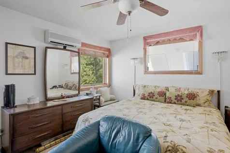14 Starboard Way Laconia NH 03246