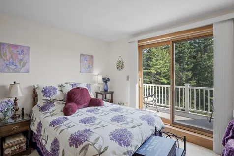 14 Starboard Way Laconia NH 03246
