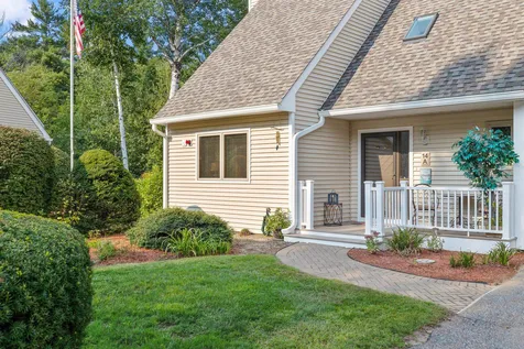 14 Starboard Way Laconia NH 03246