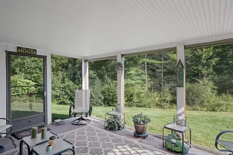 14 Starboard Way Laconia NH 03246