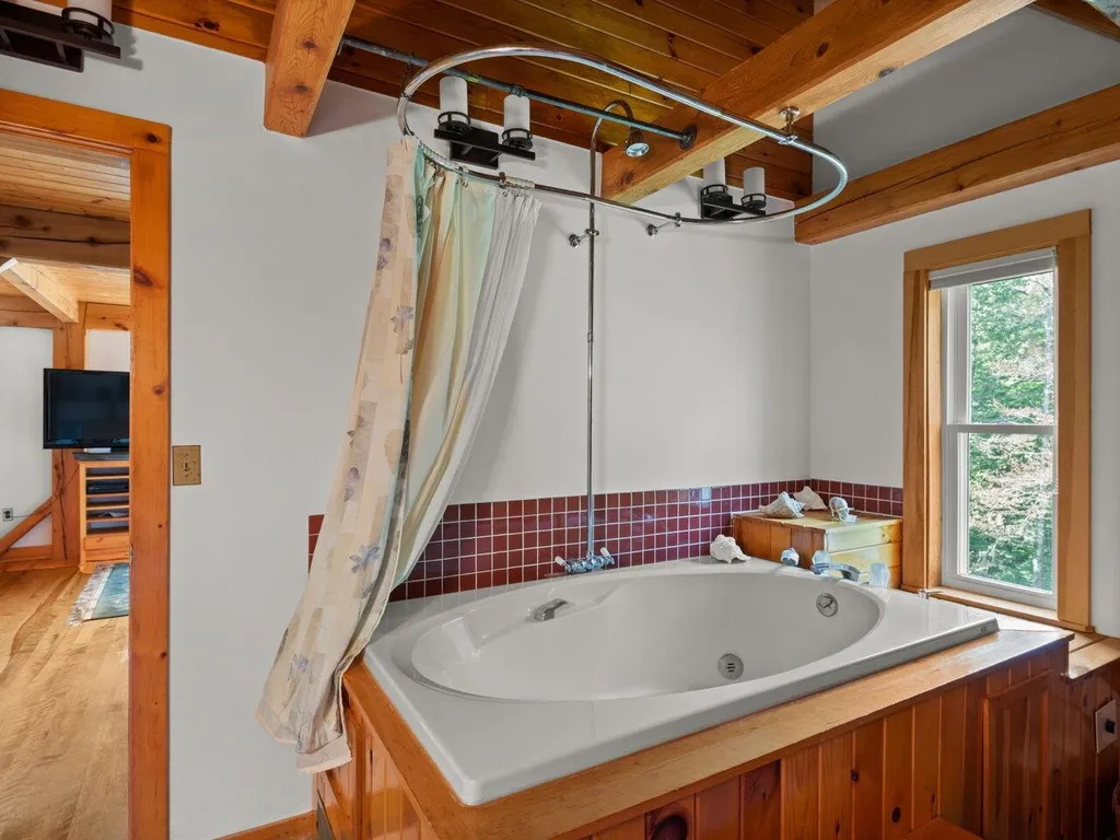 233 Thacher Road Bolton VT 05477
