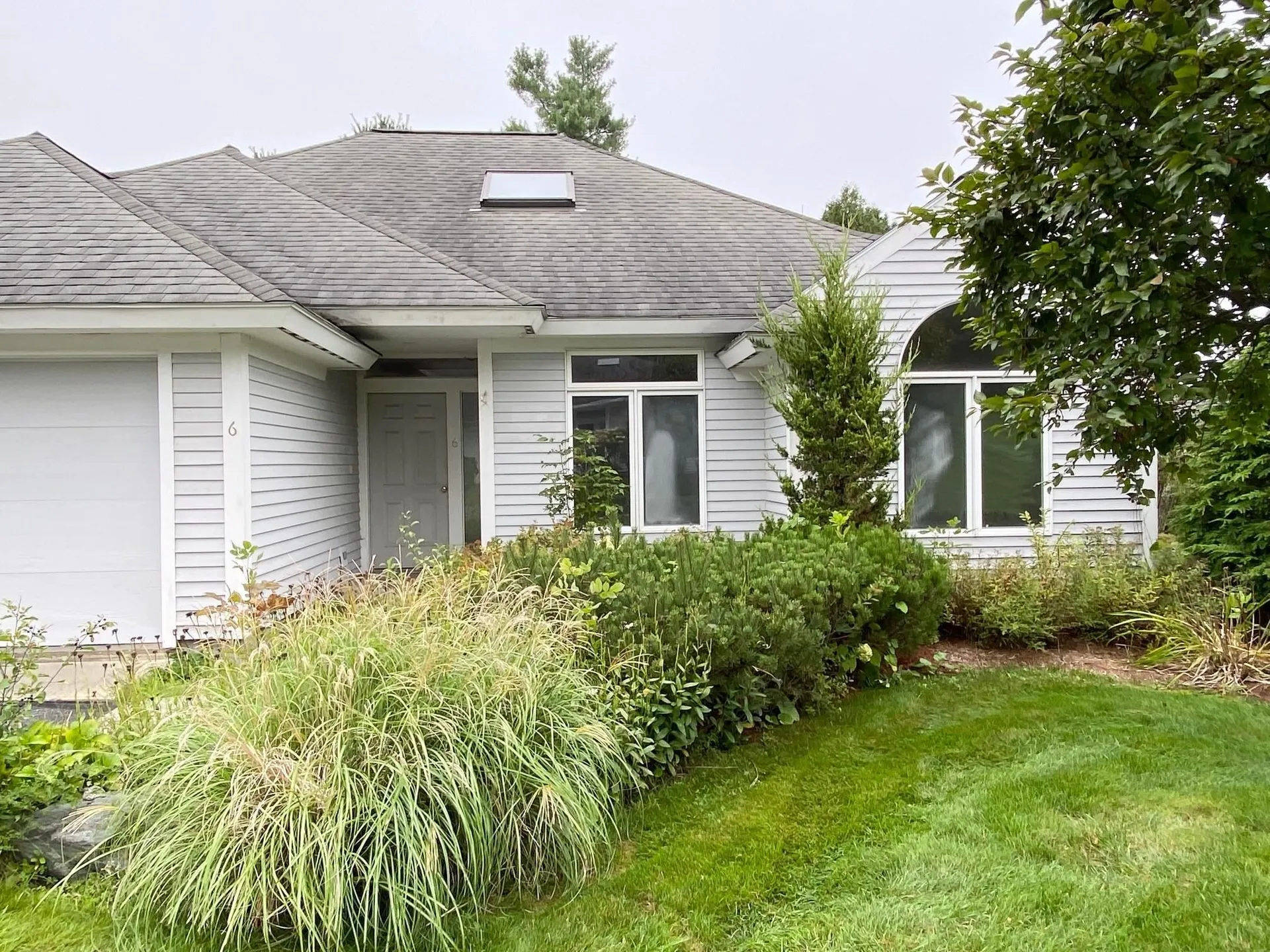 6 Skyline Way Hartford VT 05001