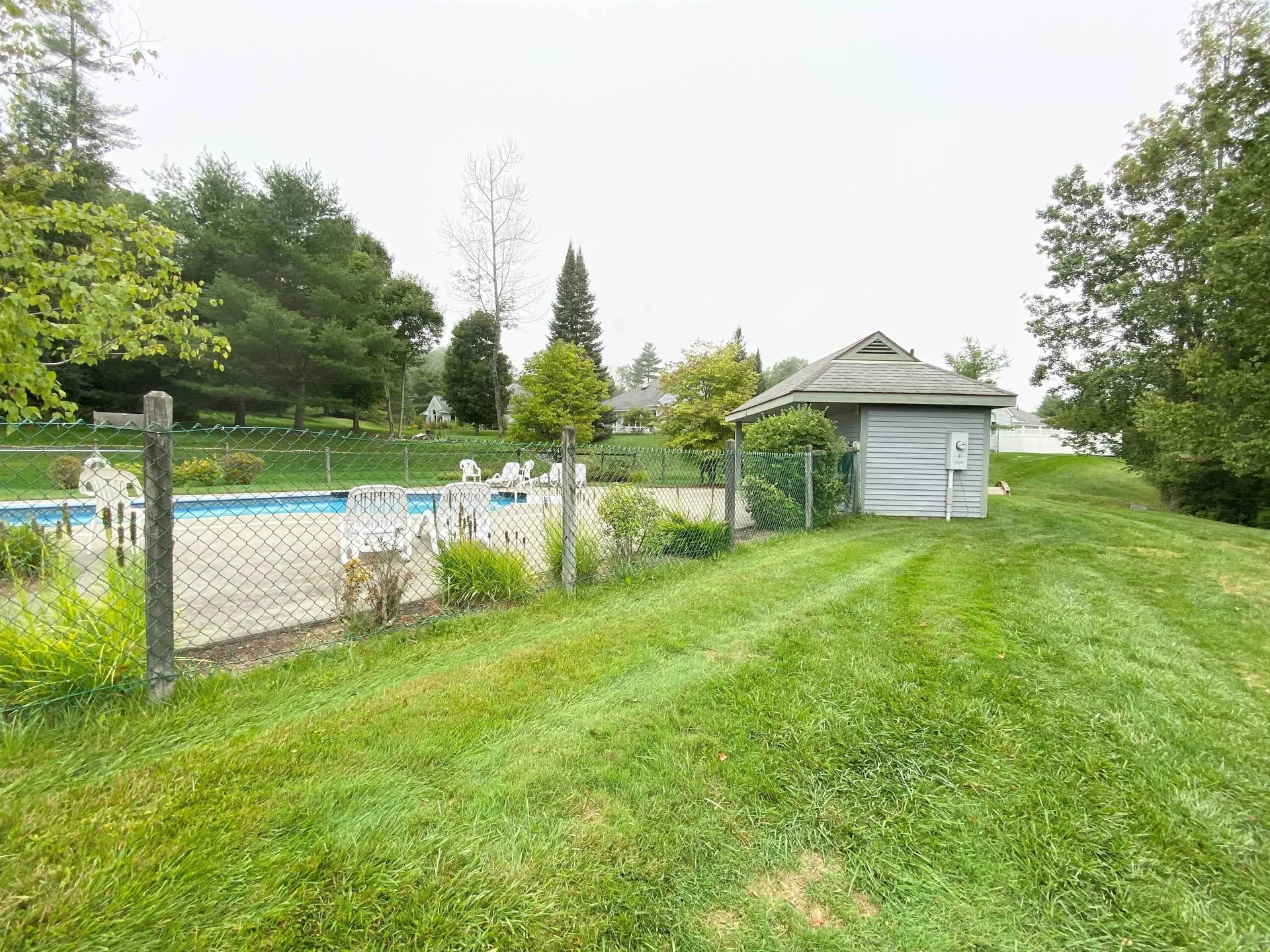 6 Skyline Way Hartford VT 05001