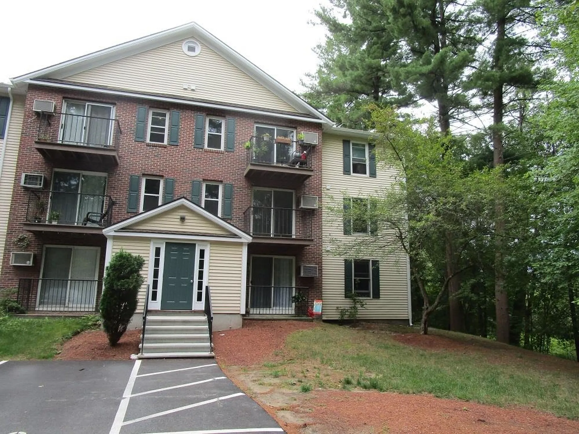 19 Kimberly Drive Merrimack NH 03054