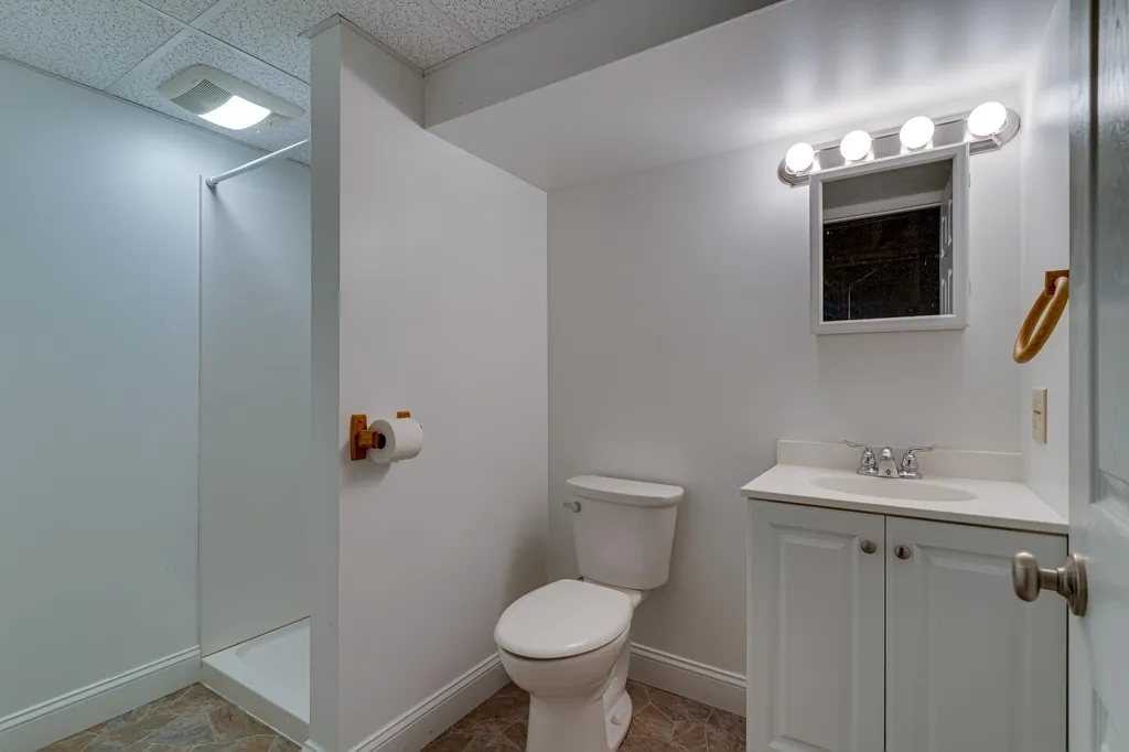 5 Glenwood Avenue Dover NH 03820