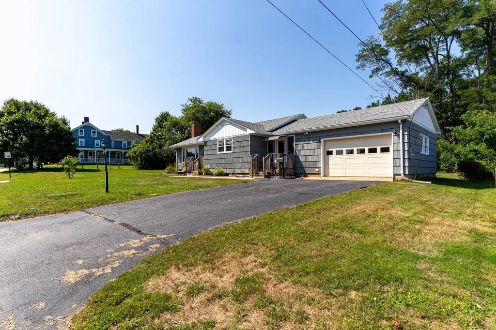 5 Glenwood Avenue Dover NH 03820