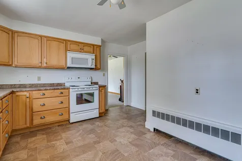 5 Glenwood Avenue Dover NH 03820