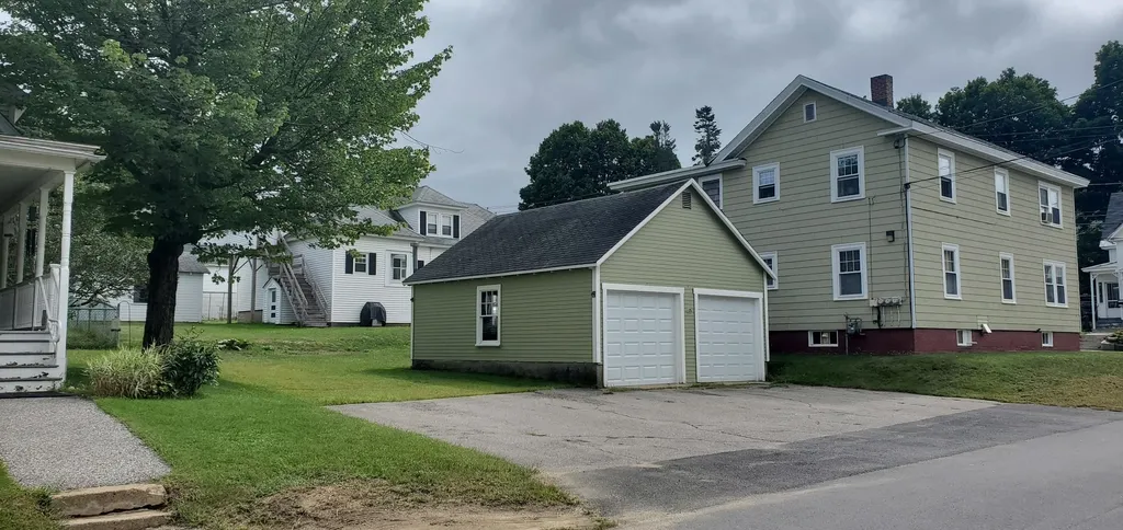 72 Winter Street Laconia NH 03246