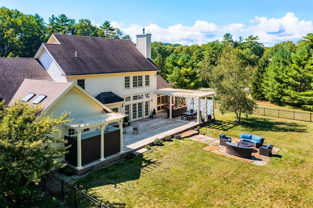 6 Purling Brooks Drive Hanover NH 03755