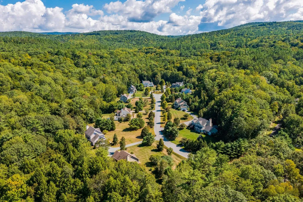 6 Purling Brooks Drive Hanover NH 03755