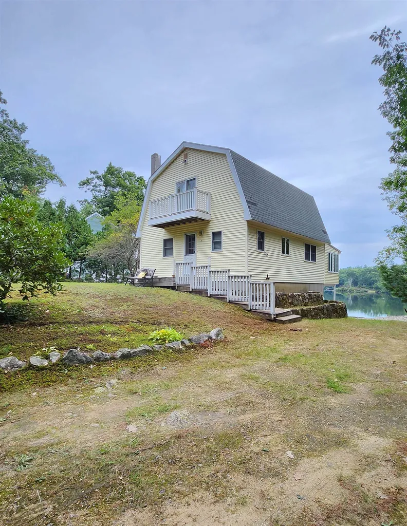 30 Pinepark Drive Barnstead NH 03218