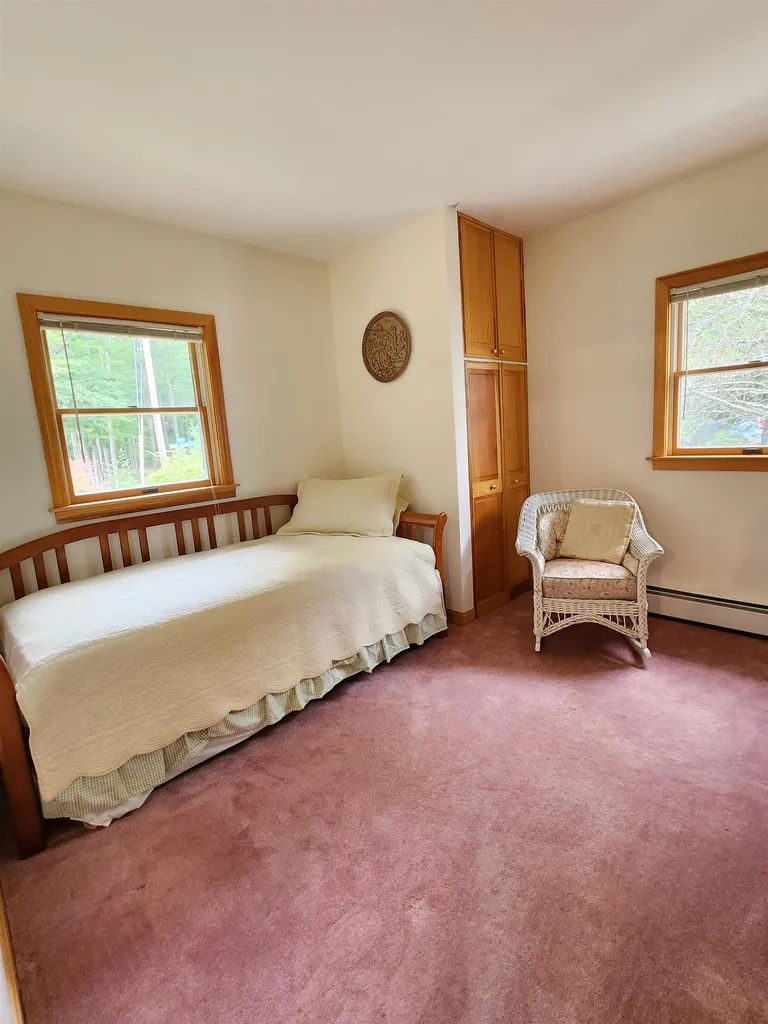30 Pinepark Drive Barnstead NH 03218