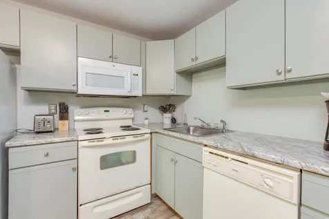 19 Kimberly Drive Merrimack NH 03054