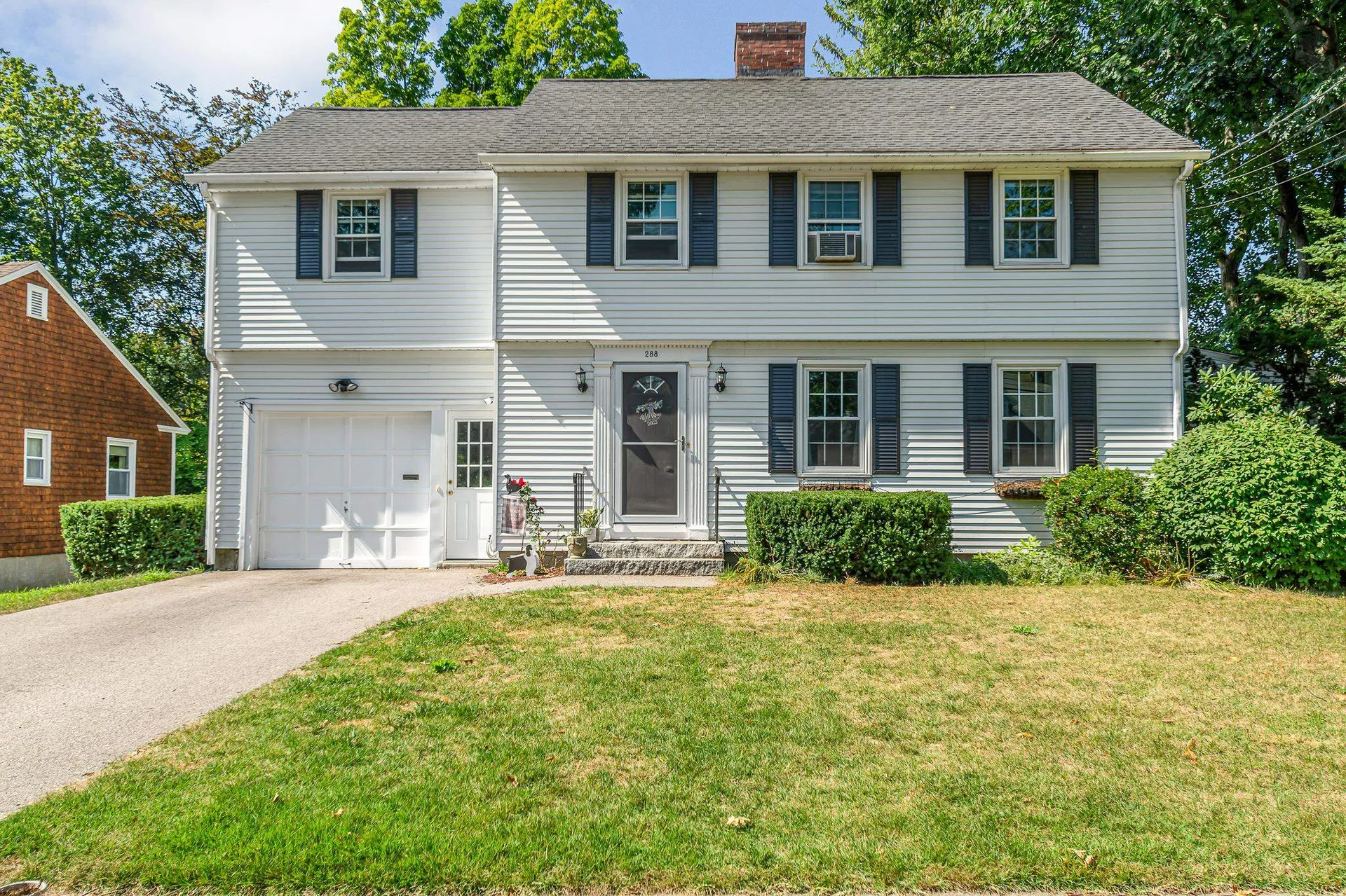 288 Oak Street Manchester NH 03104