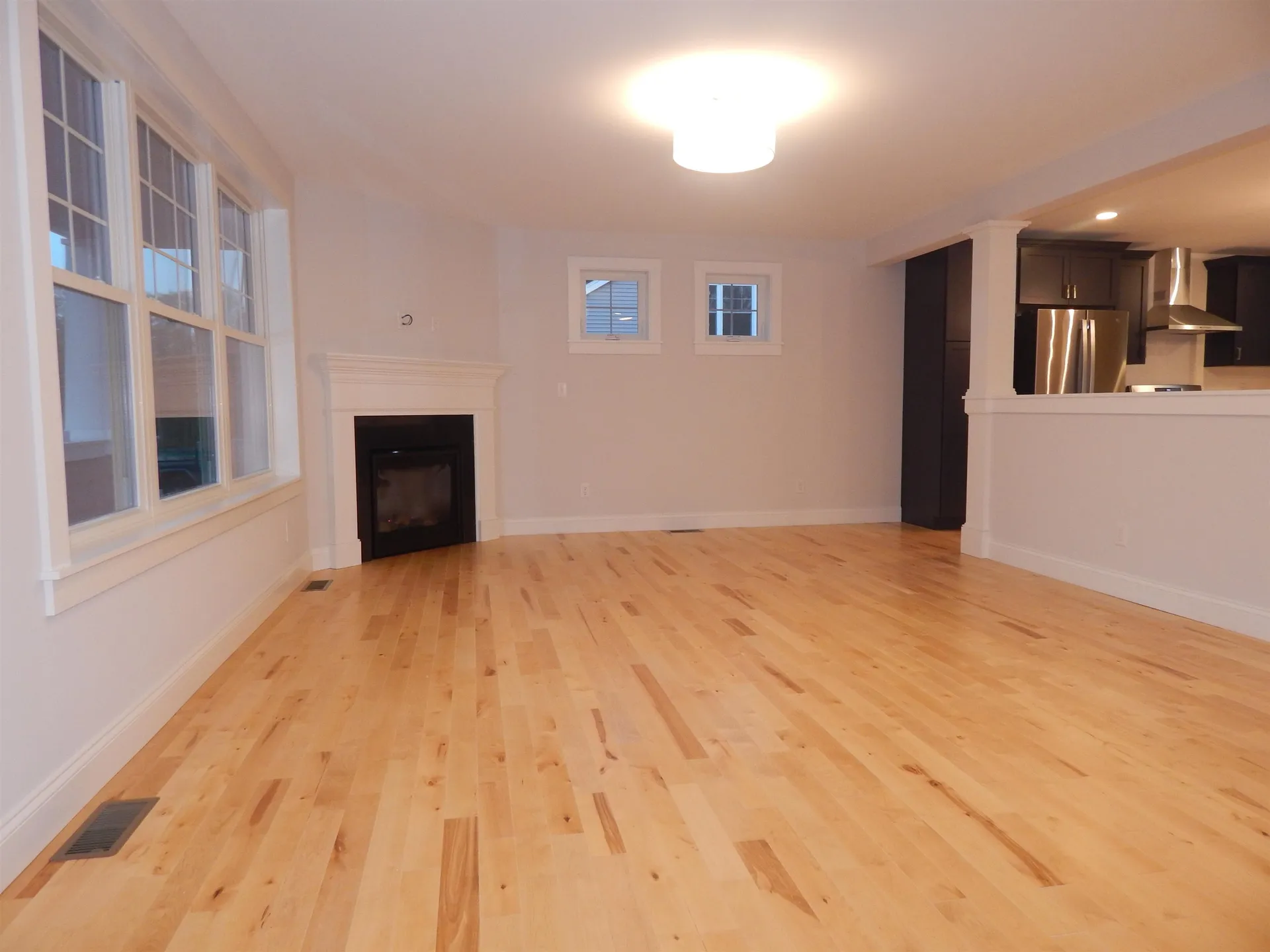 19 Rose Fountain Lane Hampton NH 03842