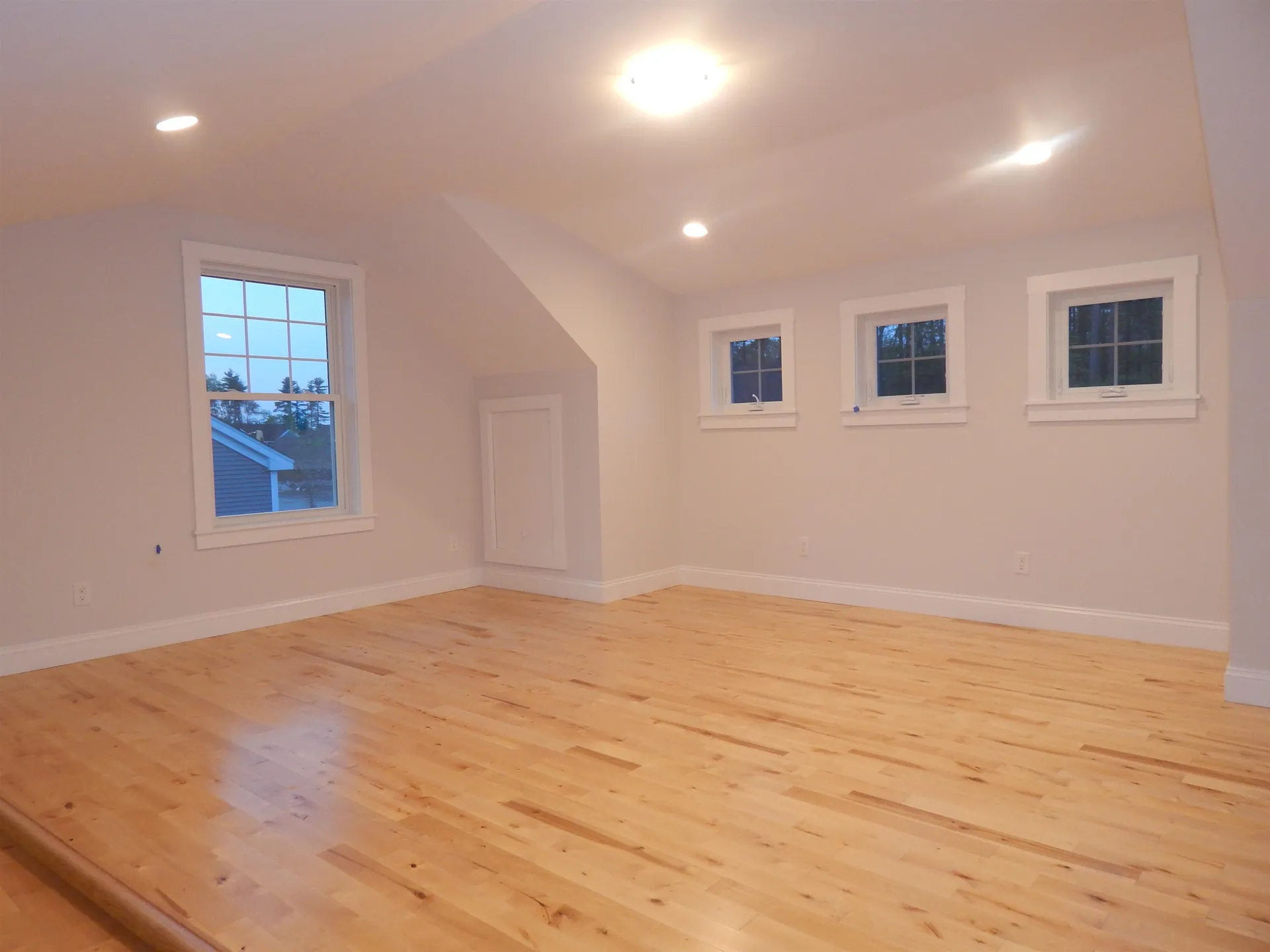19 Rose Fountain Lane Hampton NH 03842