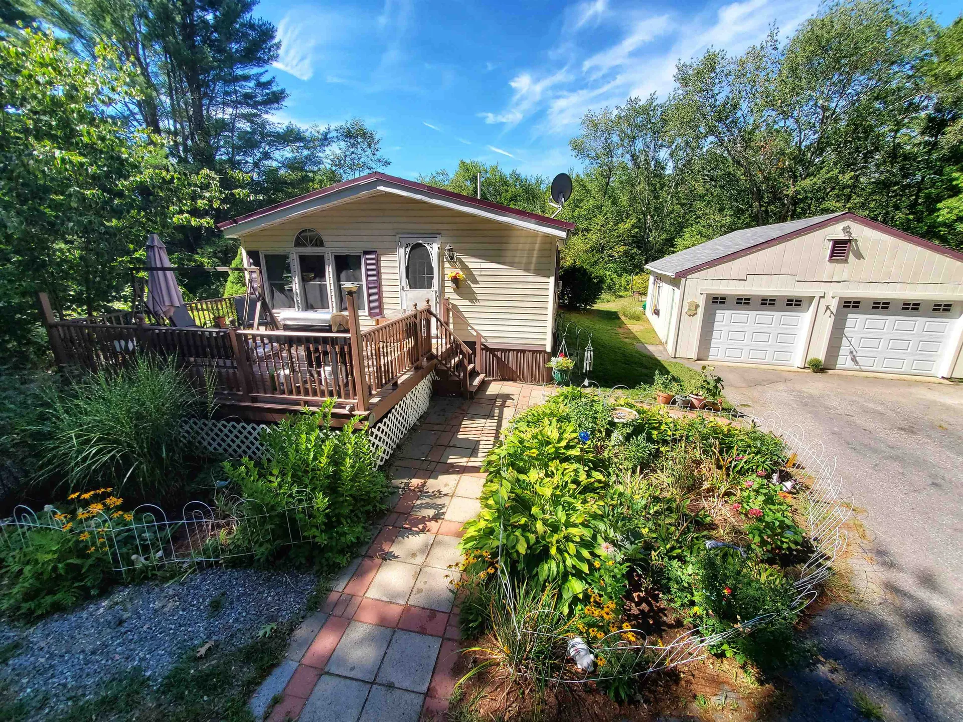 7 Bambi Lane Raymond NH 03077