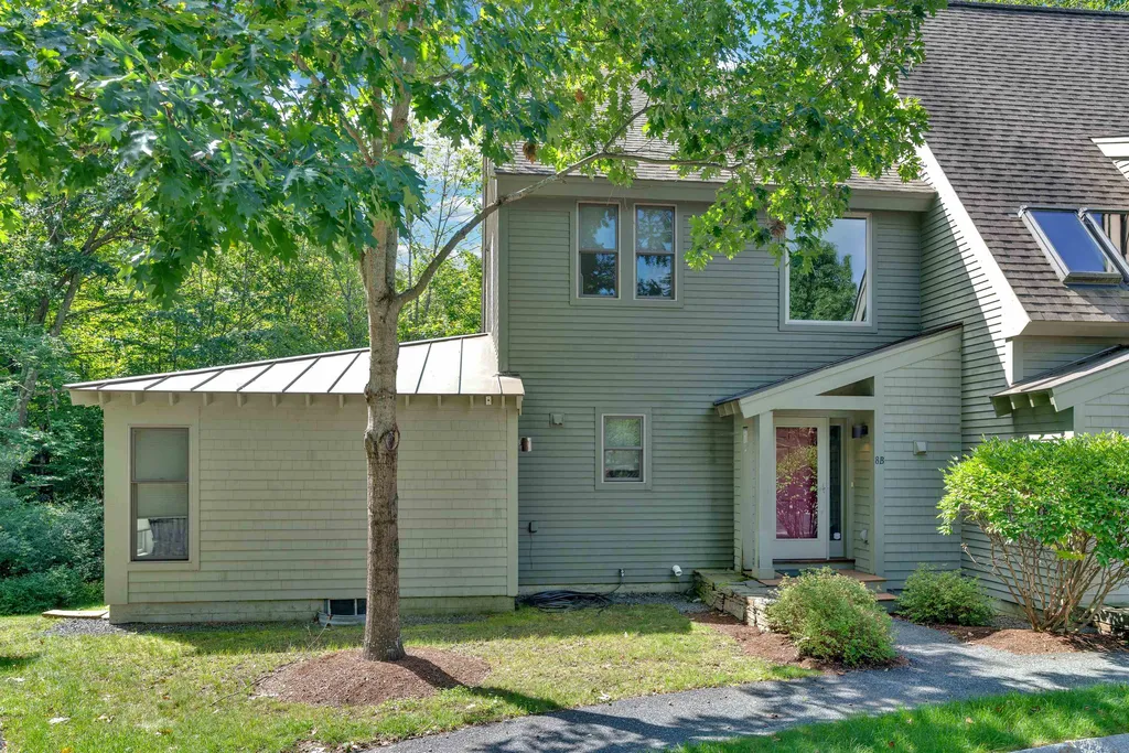 215 Granite Way Hartford VT 05059