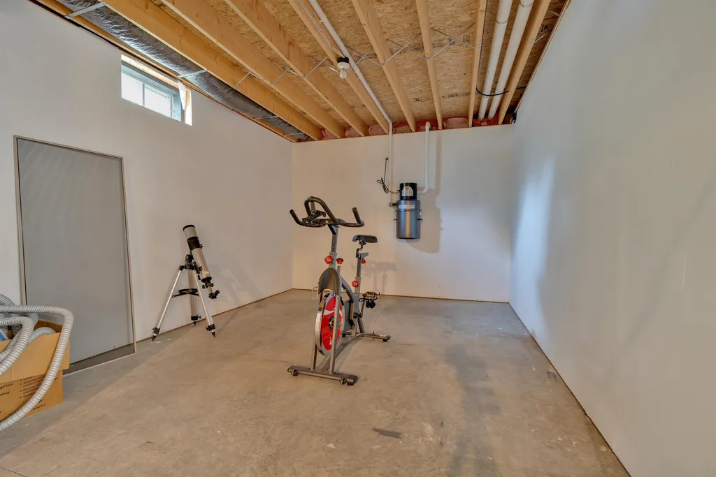 215 Granite Way Hartford VT 05059