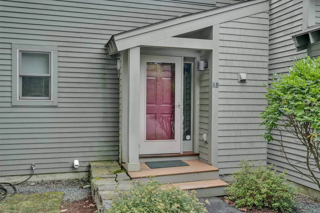215 Granite Way Hartford VT 05059