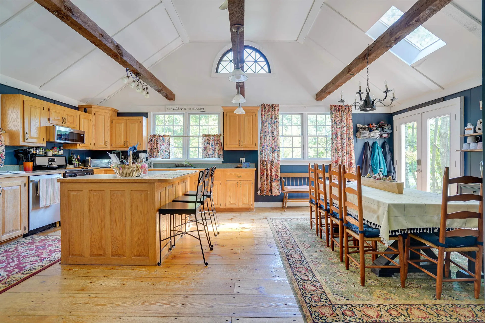 380 Bible Hill Extension Francestown NH 03043