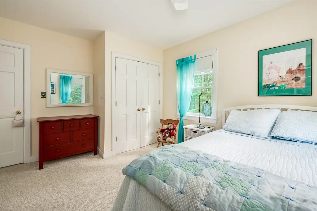 10 Sledding Hill Lane Lee NH 03861