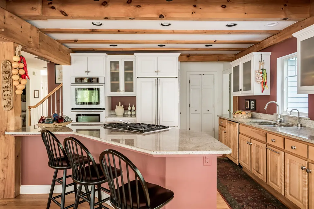 10 Sledding Hill Lane Lee NH 03861
