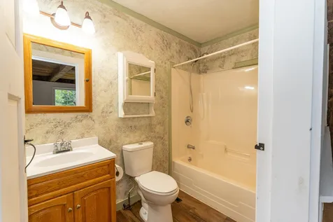 668 Green Mountain Road Effingham NH 03882
