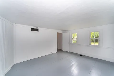 668 Green Mountain Road Effingham NH 03882