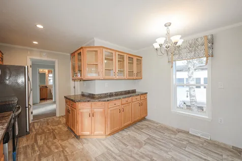 10 Poplar Street Exeter NH 03833