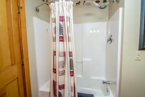27 Regent Hill Road Conway NH 03813