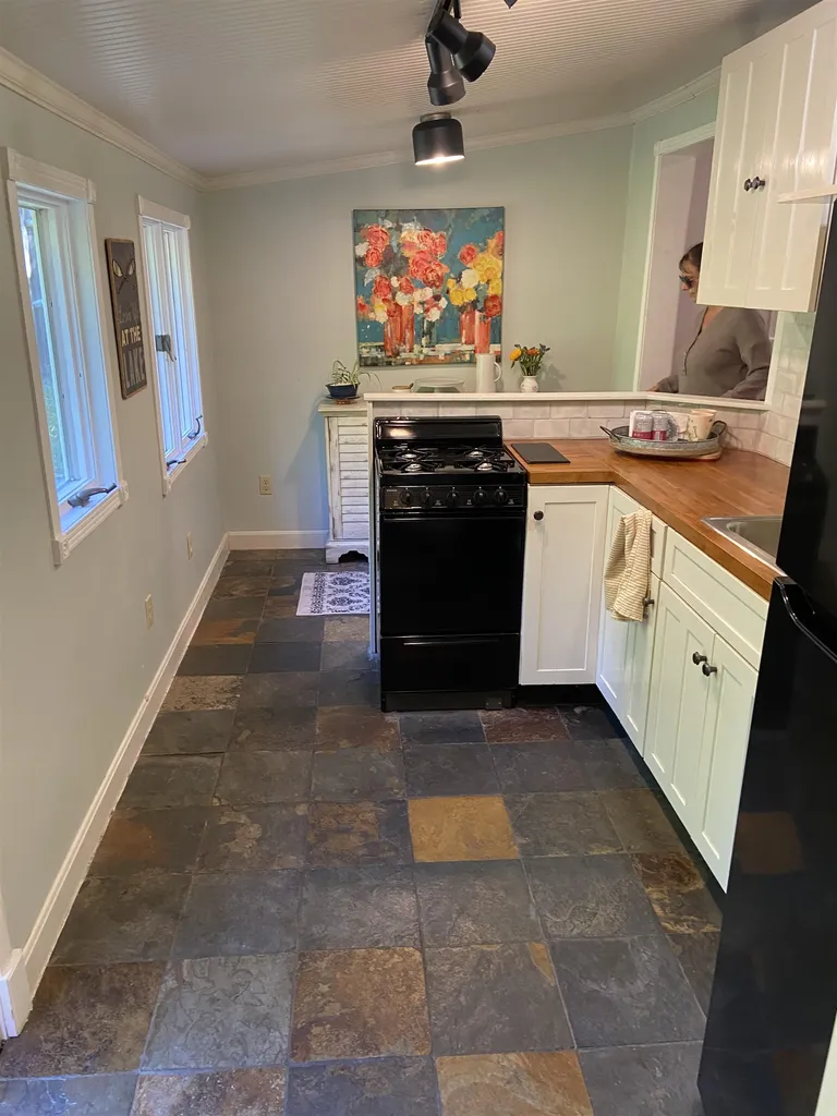 32 Blueberry Lane Alstead NH 03602