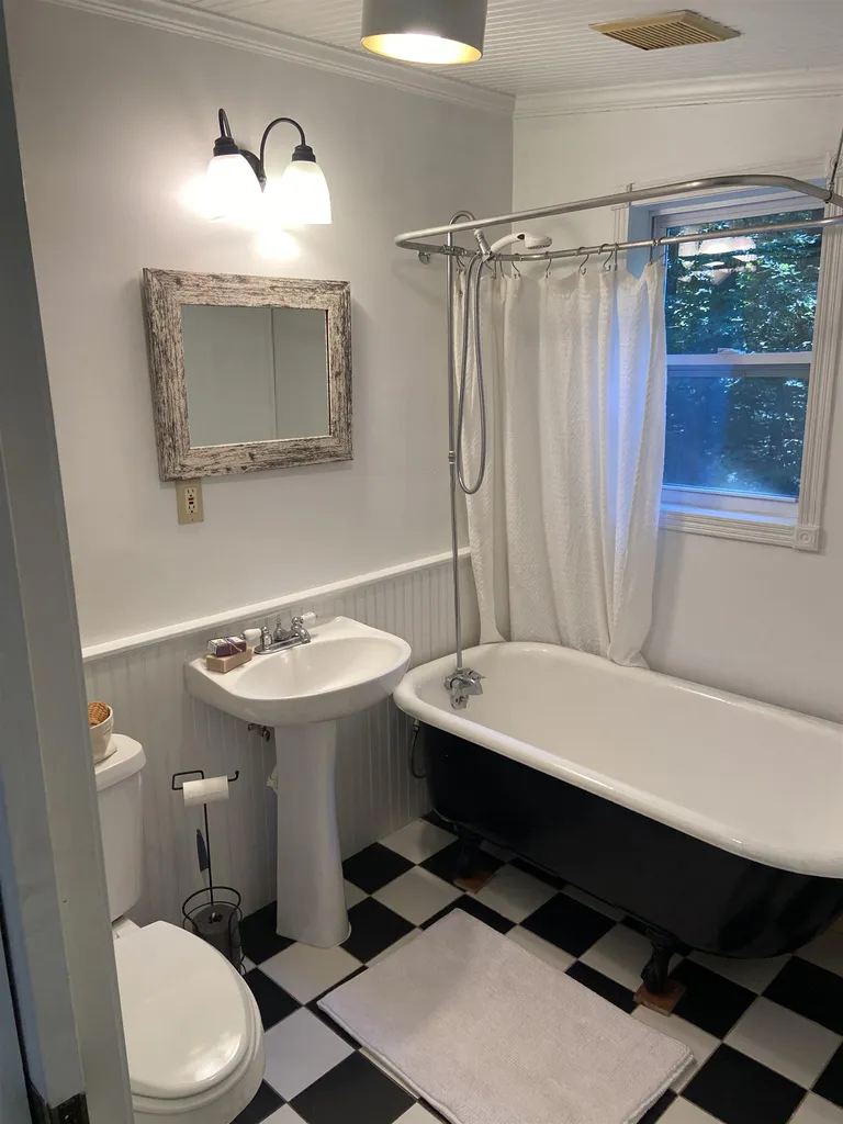 32 Blueberry Lane Alstead NH 03602