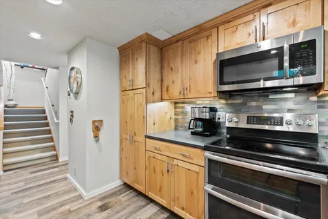 86 Turkey Run Road Winhall VT 05340