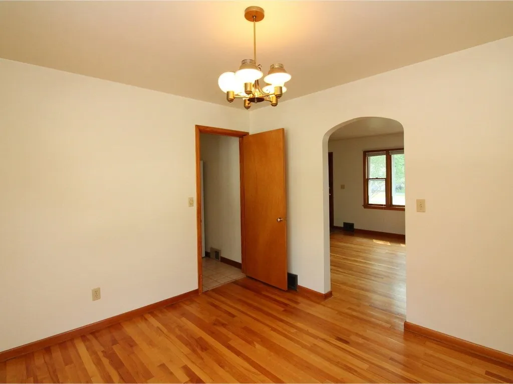87 Arlington Court Burlington VT 05408