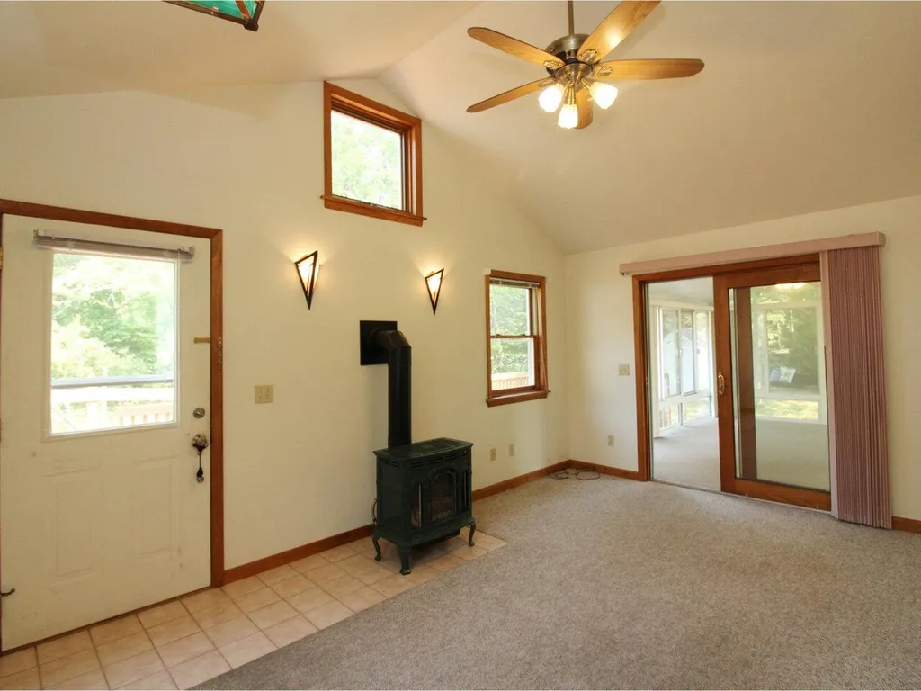 87 Arlington Court Burlington VT 05408