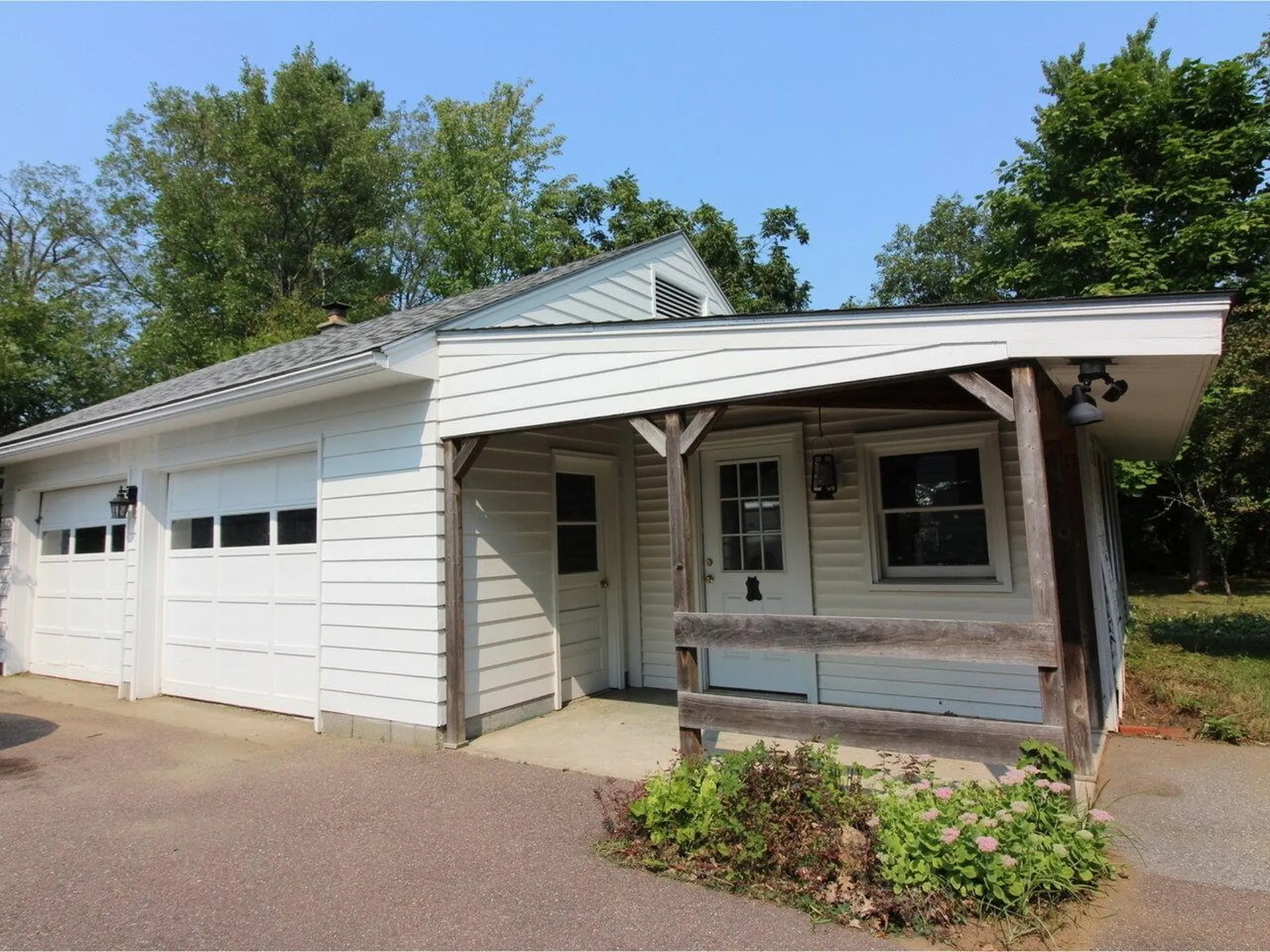 87 Arlington Court Burlington VT 05408