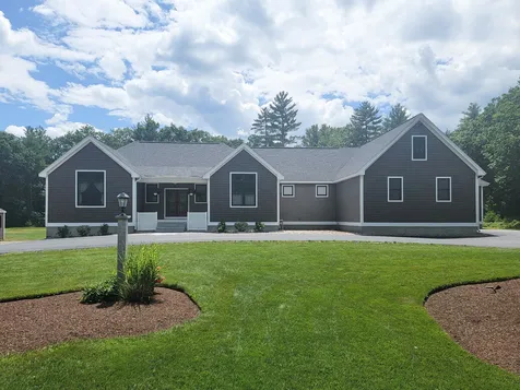 81 Woodward Road Merrimack NH 03054