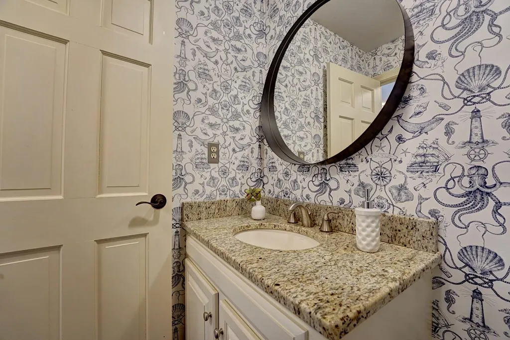 35 Edgewood Drive Hampton NH 03842