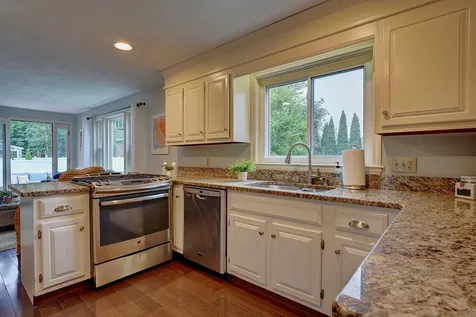 35 Edgewood Drive Hampton NH 03842