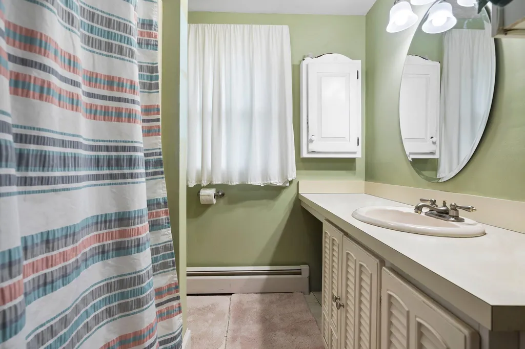 243 High Street Hampton NH 03842
