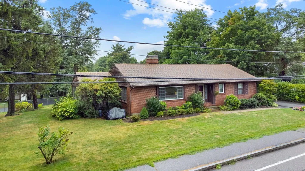 243 High Street Hampton NH 03842