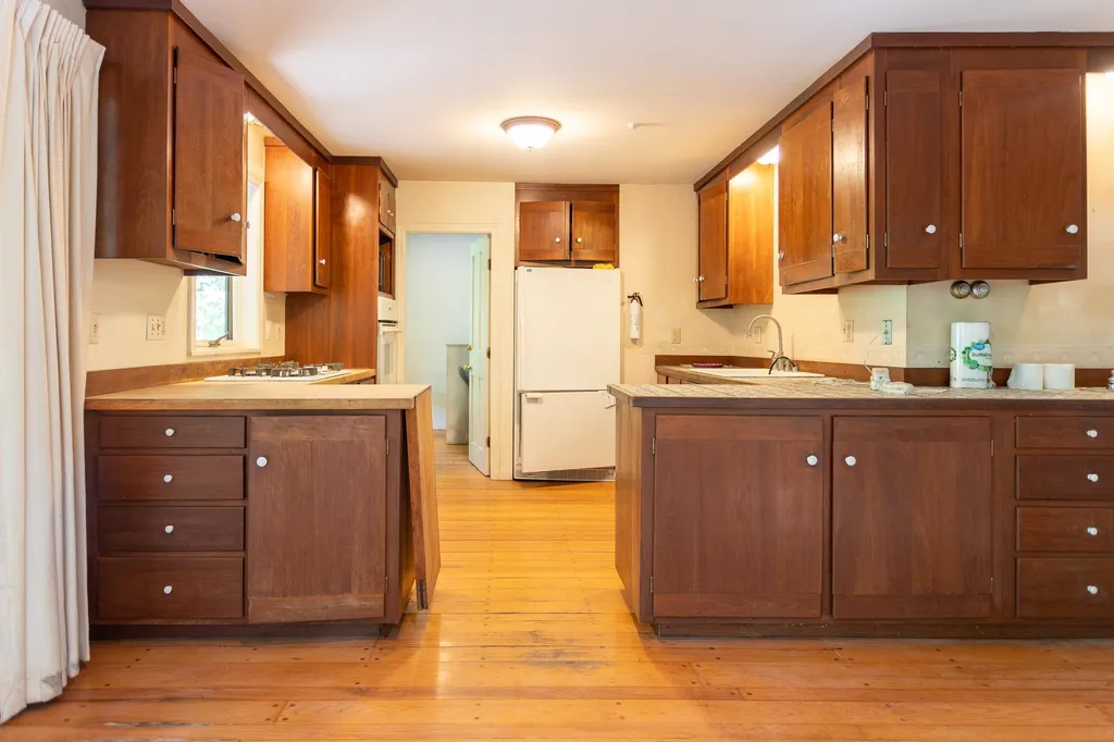 90 Locke Road Rye NH 03870