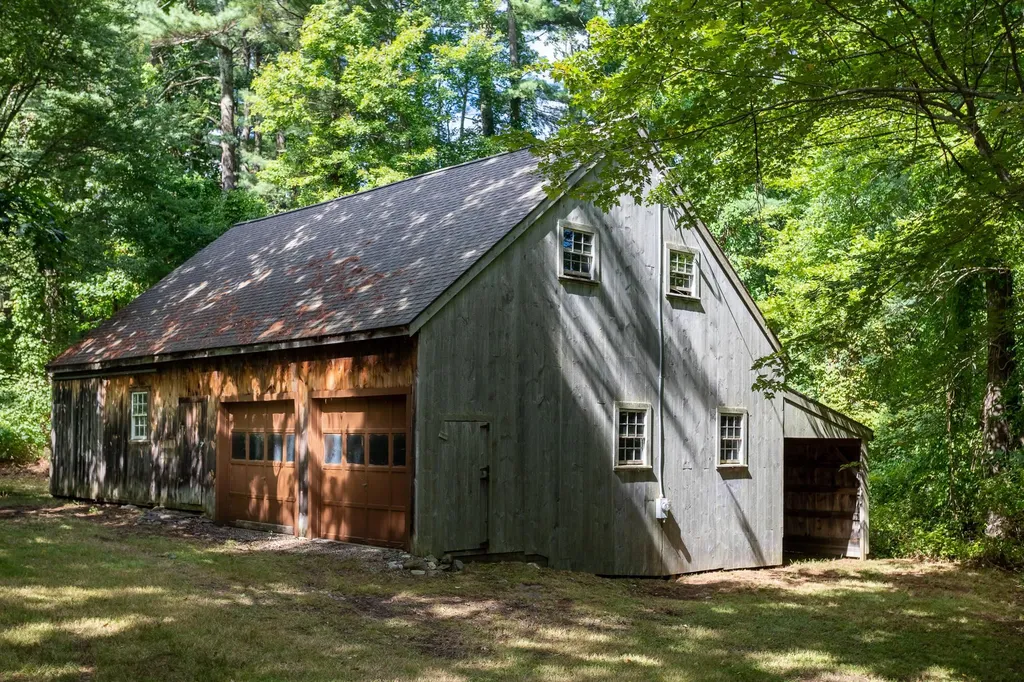 90 Locke Road Rye NH 03870