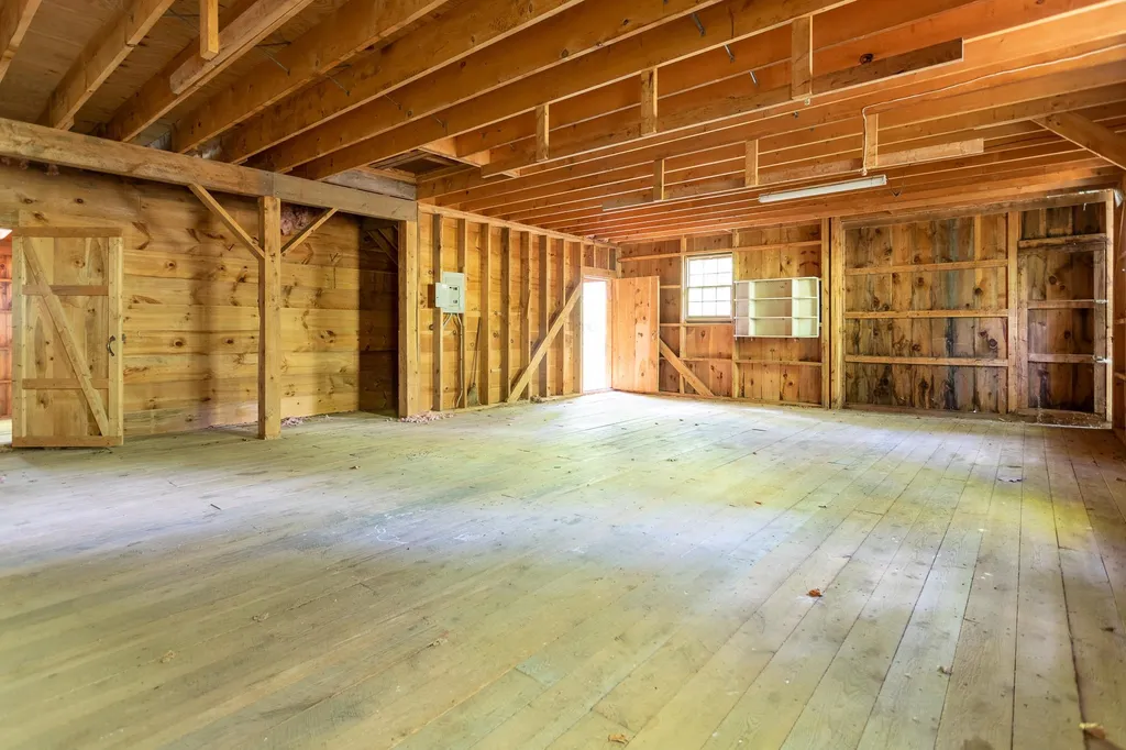 90 Locke Road Rye NH 03870