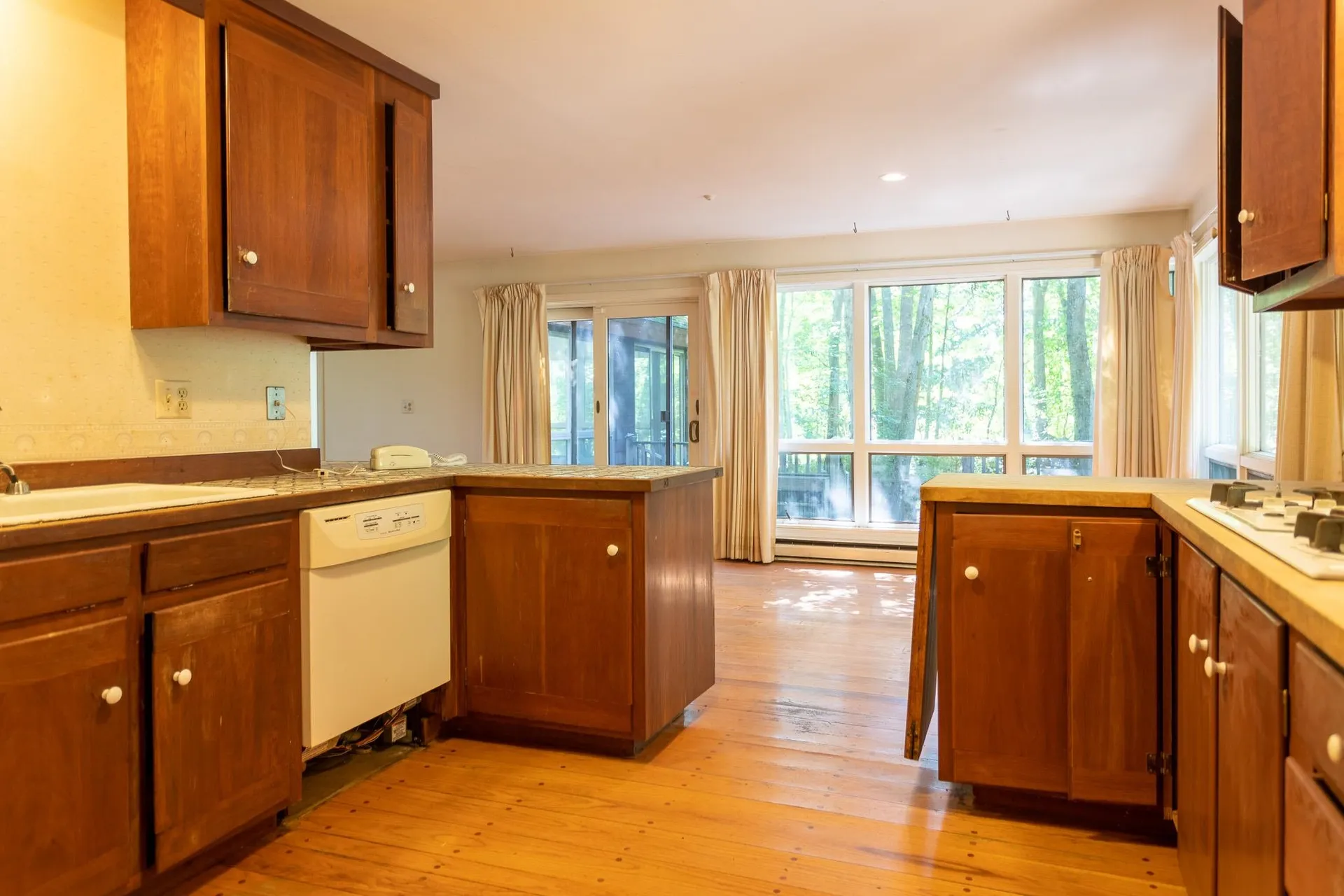90 Locke Road Rye NH 03870